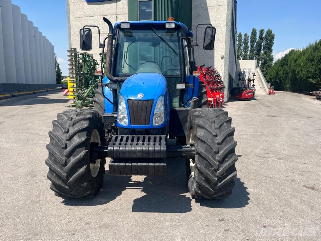 New Holland TL 100 A Traktory