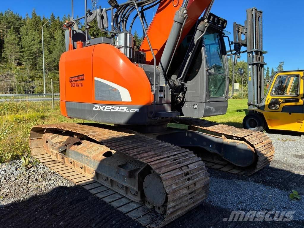 Doosan DX 235 LCR-5 Pásové rýpadlá