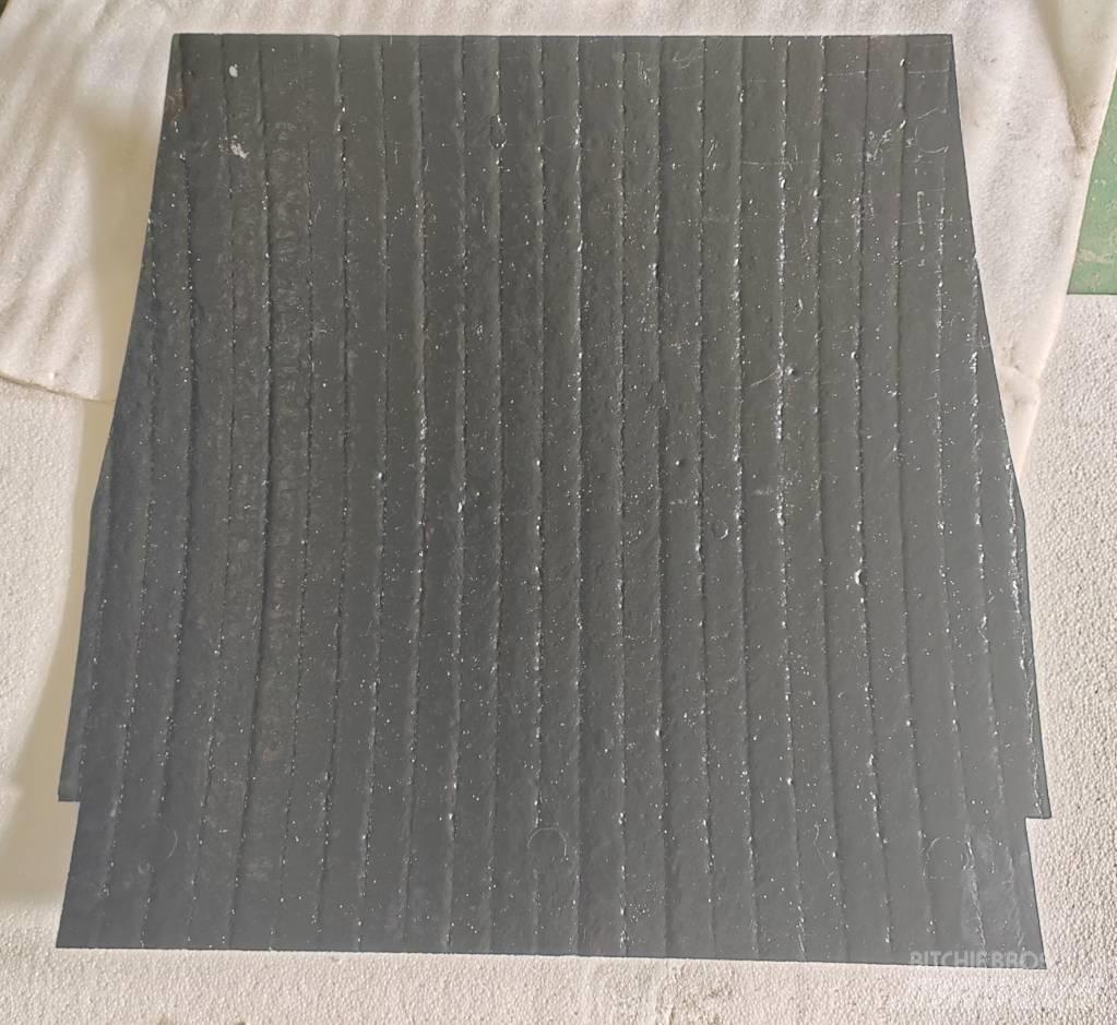 CLAAS Wear plate Podvozky a zavesenie kolies