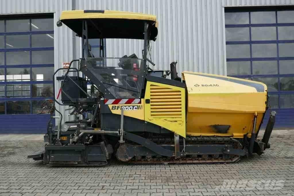 Bomag BF 300 C Malé asfaltovacie stroje