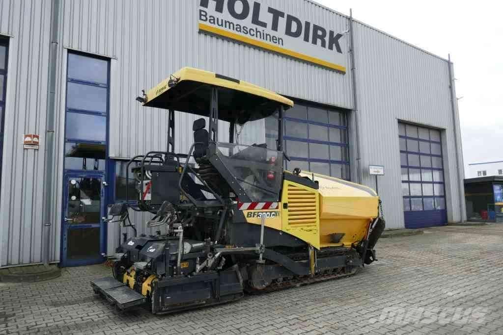 Bomag BF 300 C Malé asfaltovacie stroje