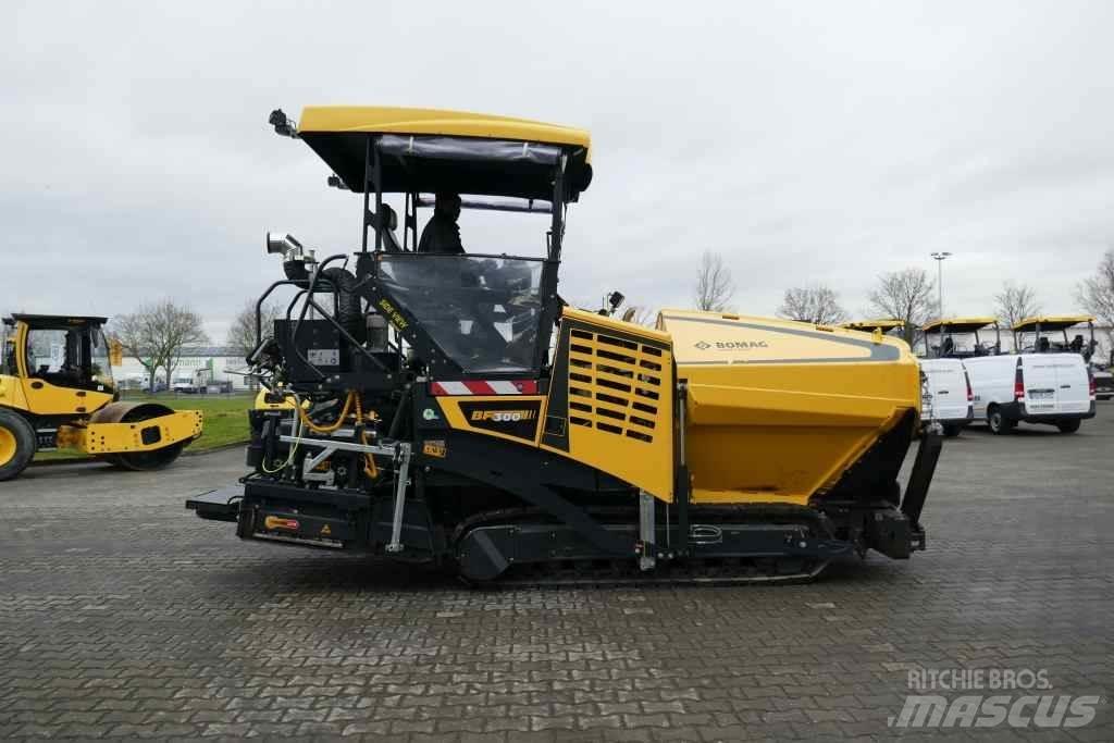 Bomag BF 300 C-2 Malé asfaltovacie stroje