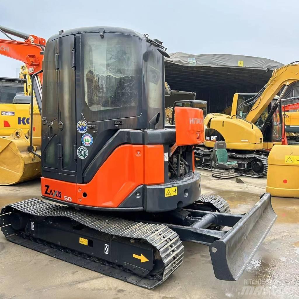 Hitachi ZX 50 Mini rýpadlá < 7t