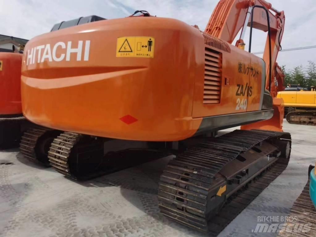 Hitachi ZX 240 Pásové rýpadlá