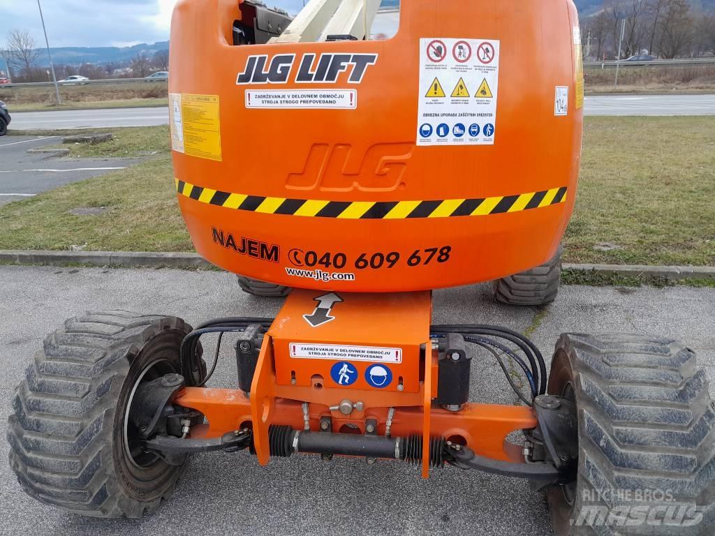 JLG 510 AJ Kompaktné samohybné kĺbové plošiny