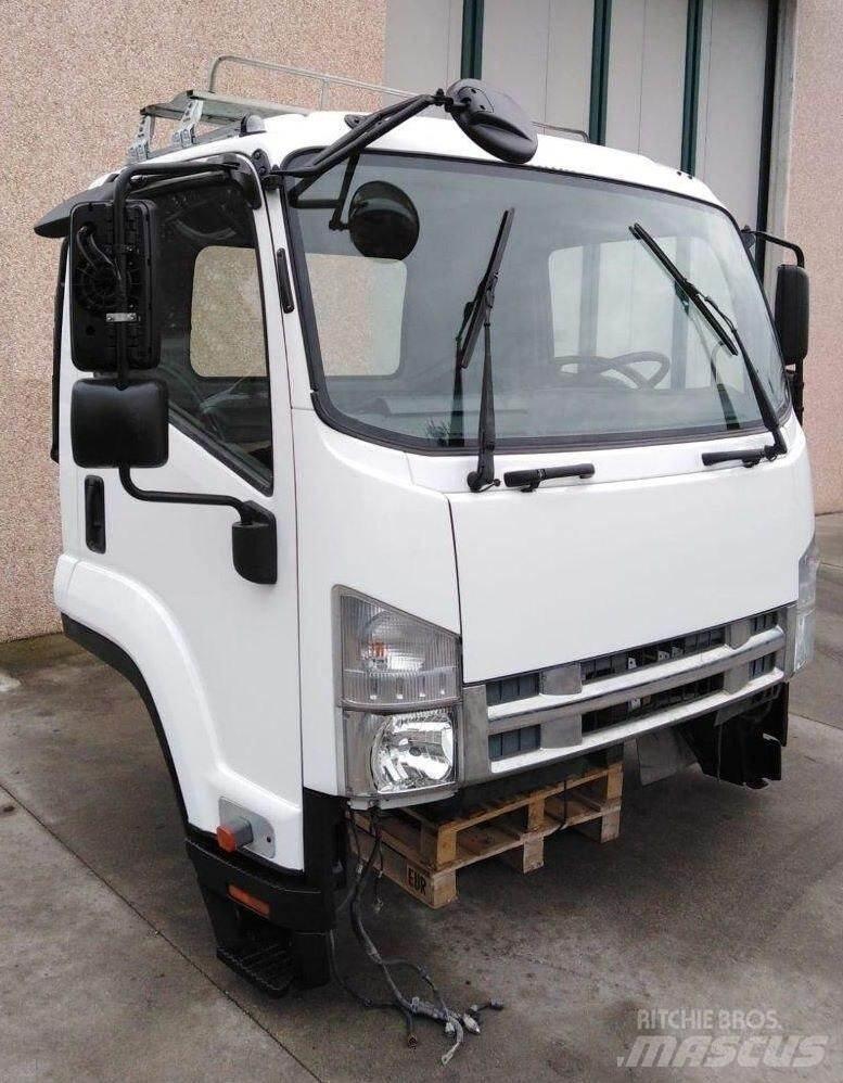 Isuzu FRR Euro 5 Kabíny a interiér