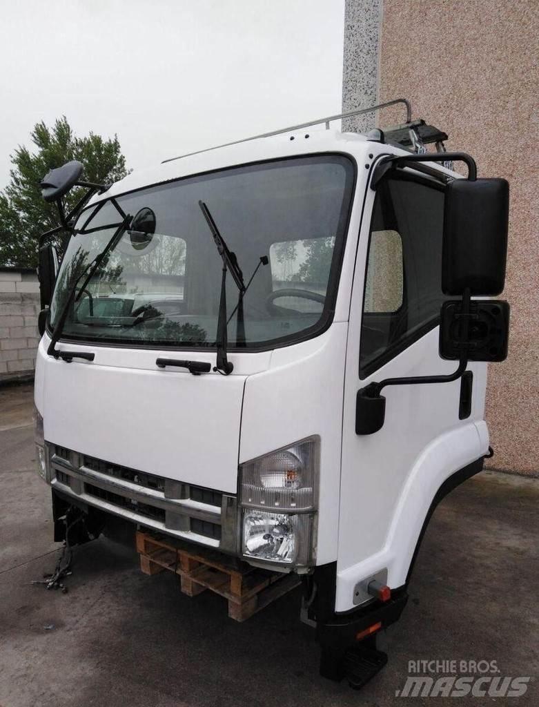 Isuzu FRR Euro 5 Kabíny a interiér