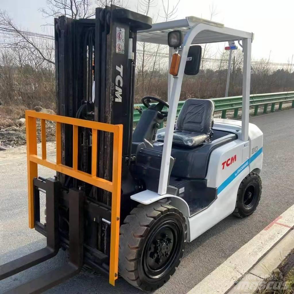 TCM FD30 Dieselové vozíky