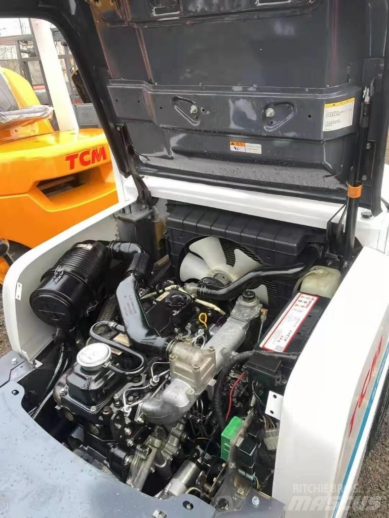 TCM FD30 Dieselové vozíky