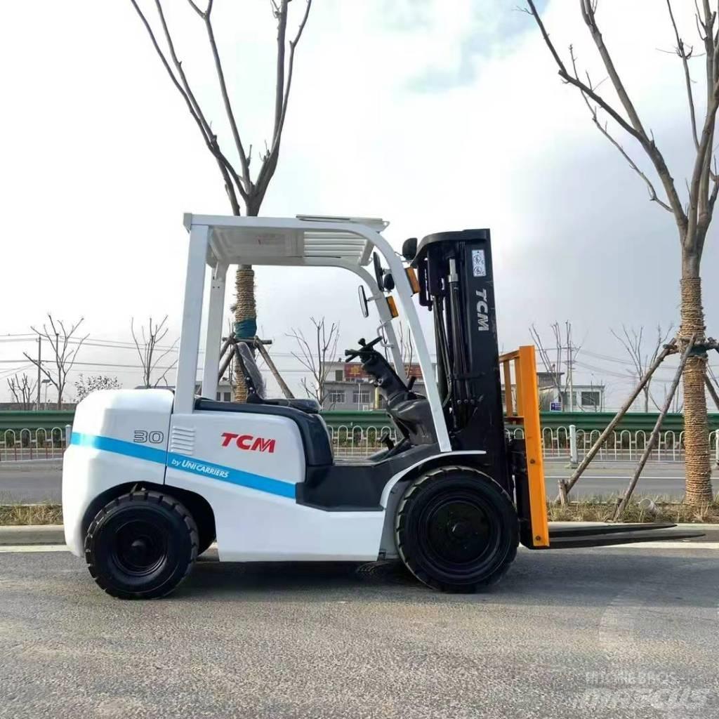 TCM FD30 Dieselové vozíky