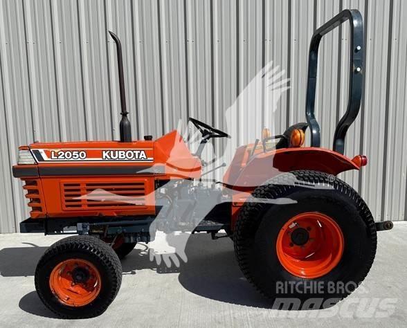 Kubota L2050 Traktory