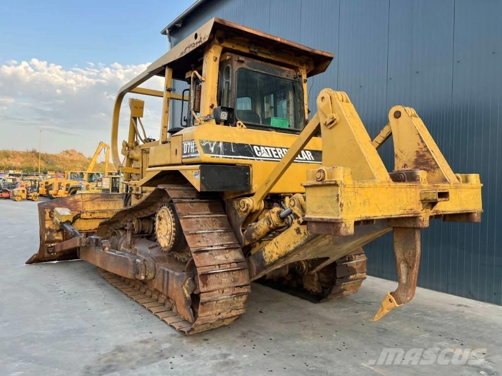 CAT D7H Pásové dozéry