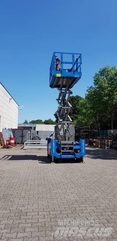 Genie GS3268RT Nožnicové zdvíhacie plošiny