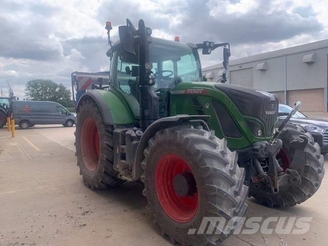 Fendt 720 Vario Traktory