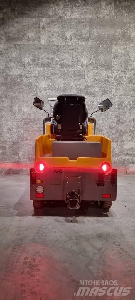 Jungheinrich EZS570 Ťahače