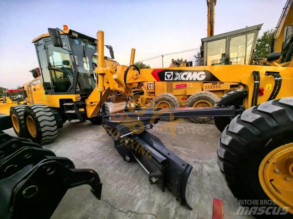 XCMG GR 2153 Grejdery