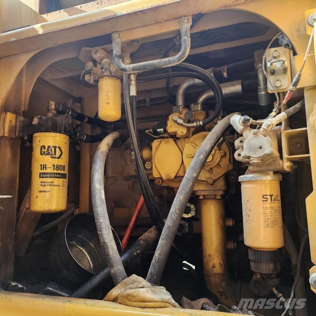 CAT 349F Pásové rýpadlá
