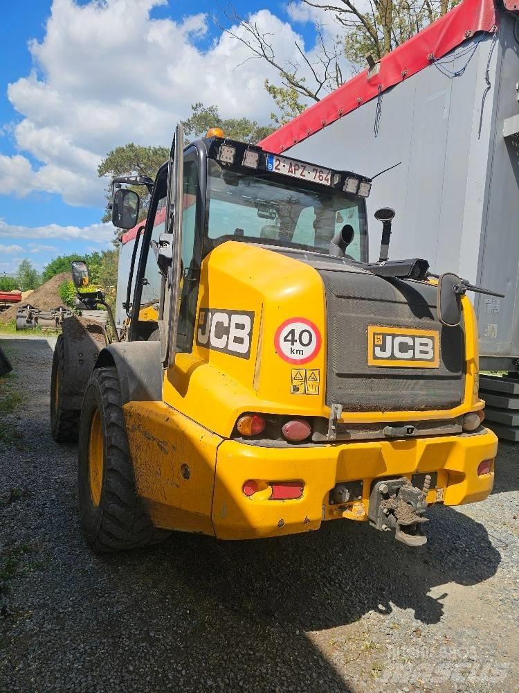 JCB TM 320 S Teleskopické nakladače pre poľnohospodárstvo