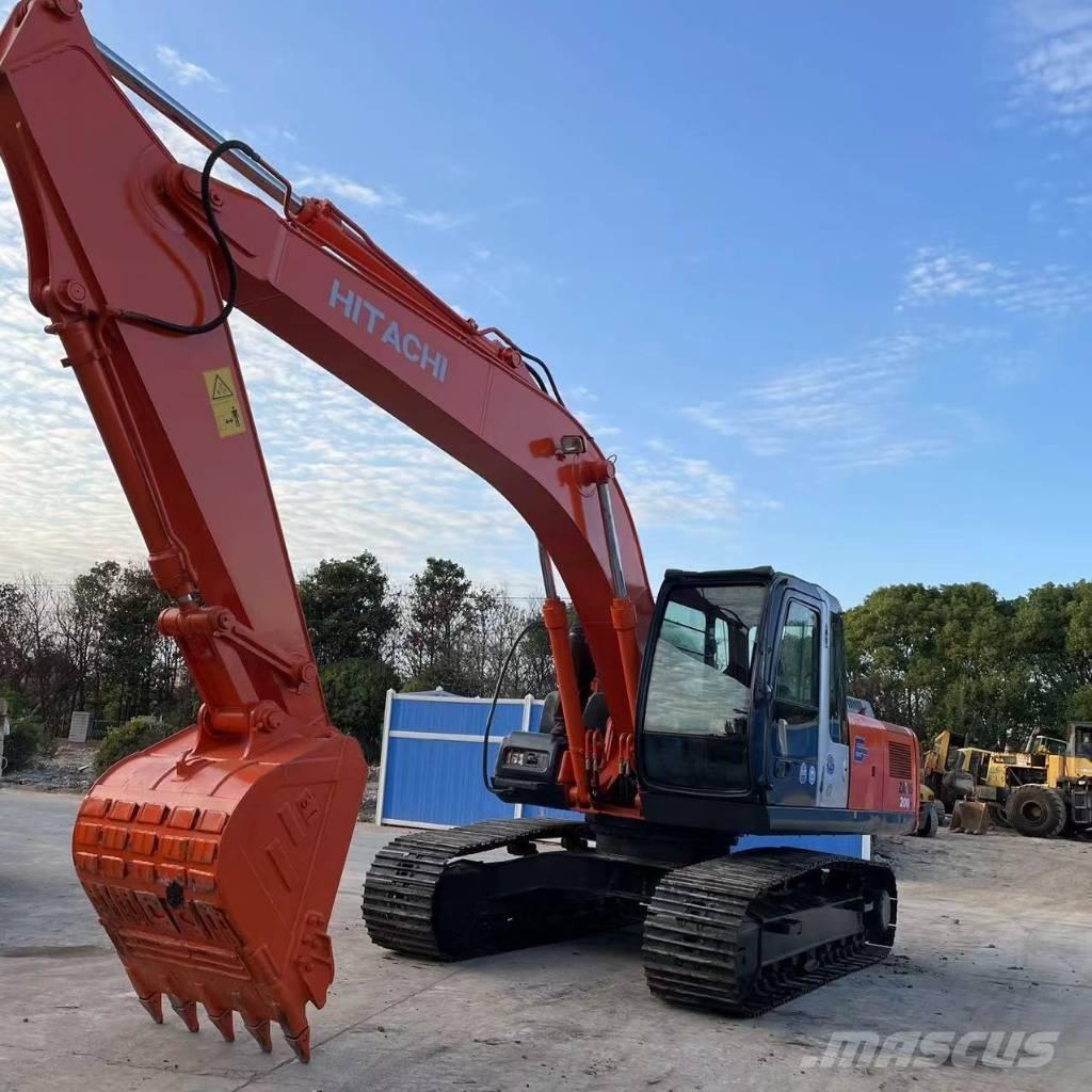 Hitachi ZX200 Pásové rýpadlá