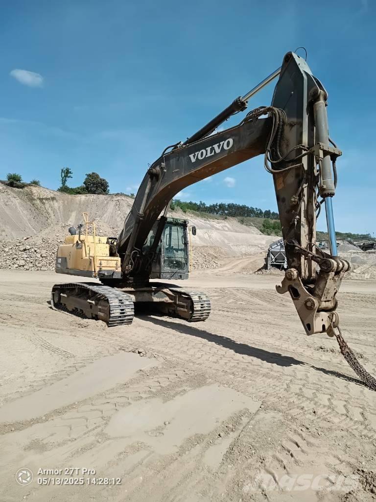 Volvo EC 300 D N L Pásové rýpadlá