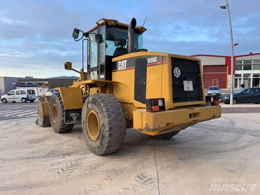 CAT 938 G Kolesové nakladače