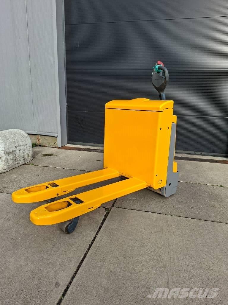 Jungheinrich EJE 116 Nízkozdvižný vozík