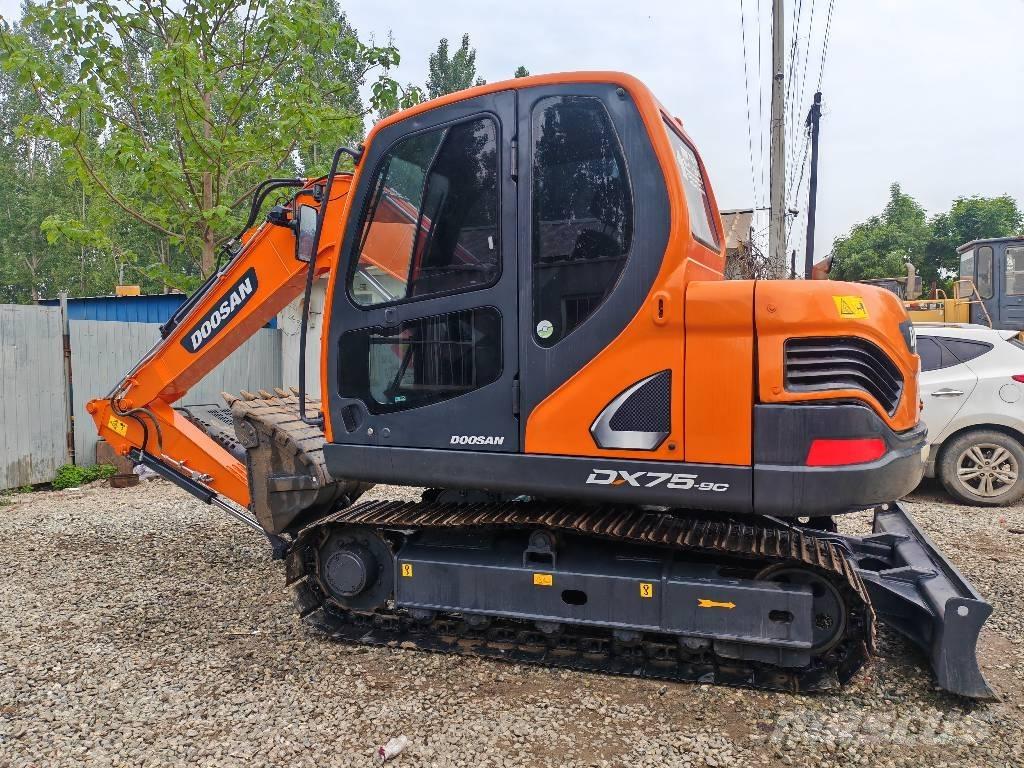Doosan DX75-9C Midi rýpadlá 7 t - 12 t