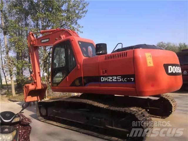 Doosan DH 225 LC-7 Pásové rýpadlá