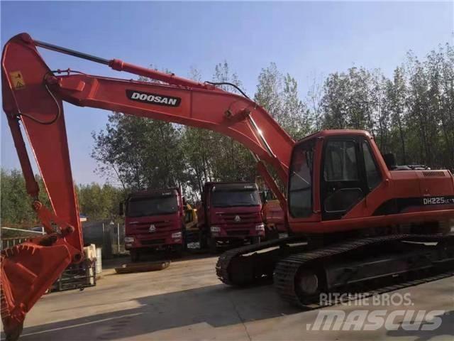 Doosan DH 225 LC-7 Pásové rýpadlá