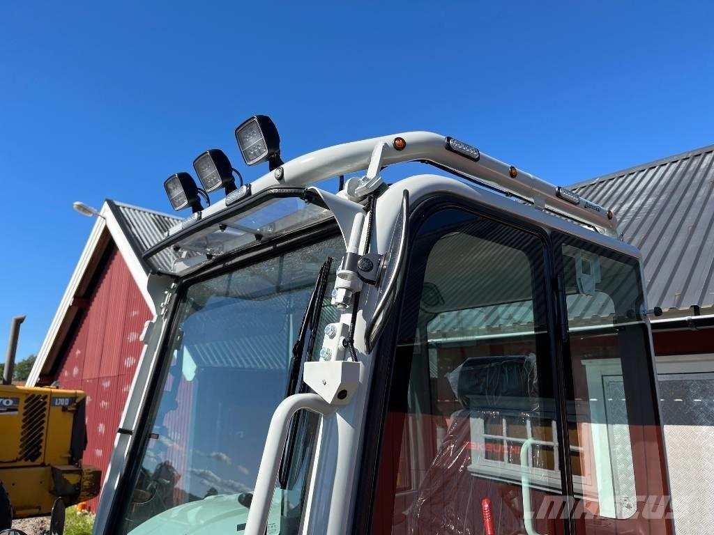 Takeuchi TB 370 Midi rýpadlá 7 t - 12 t