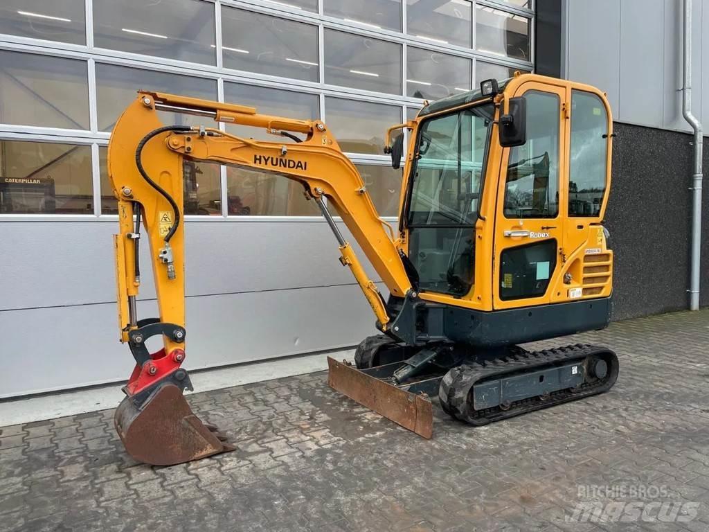 Hyundai Robex18 Mini rýpadlá < 7t