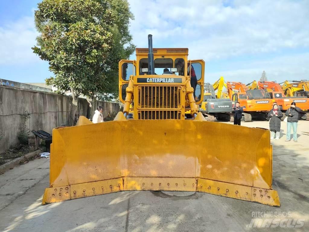 CAT D7G Pásové dozéry