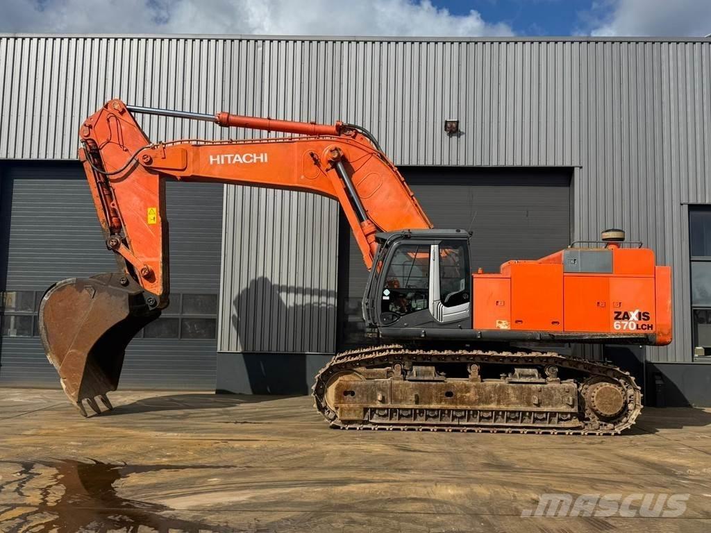 Hitachi ZX670LCH-3 Pásové rýpadlá
