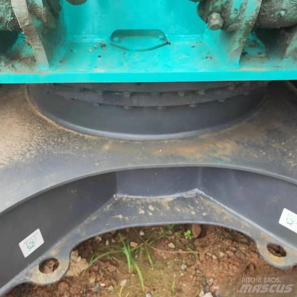 Kobelco SK 200 Pásové rýpadlá