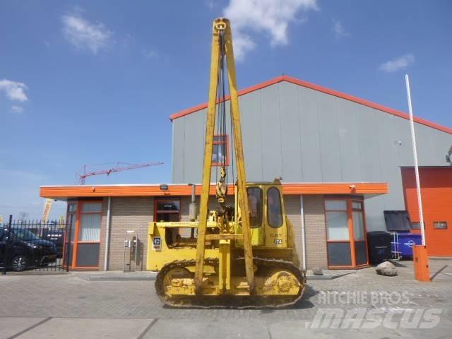 CAT 561 C Ukladače potrubia