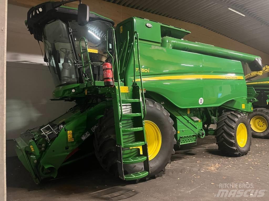 John Deere T550i Kombinované zberacie stroje