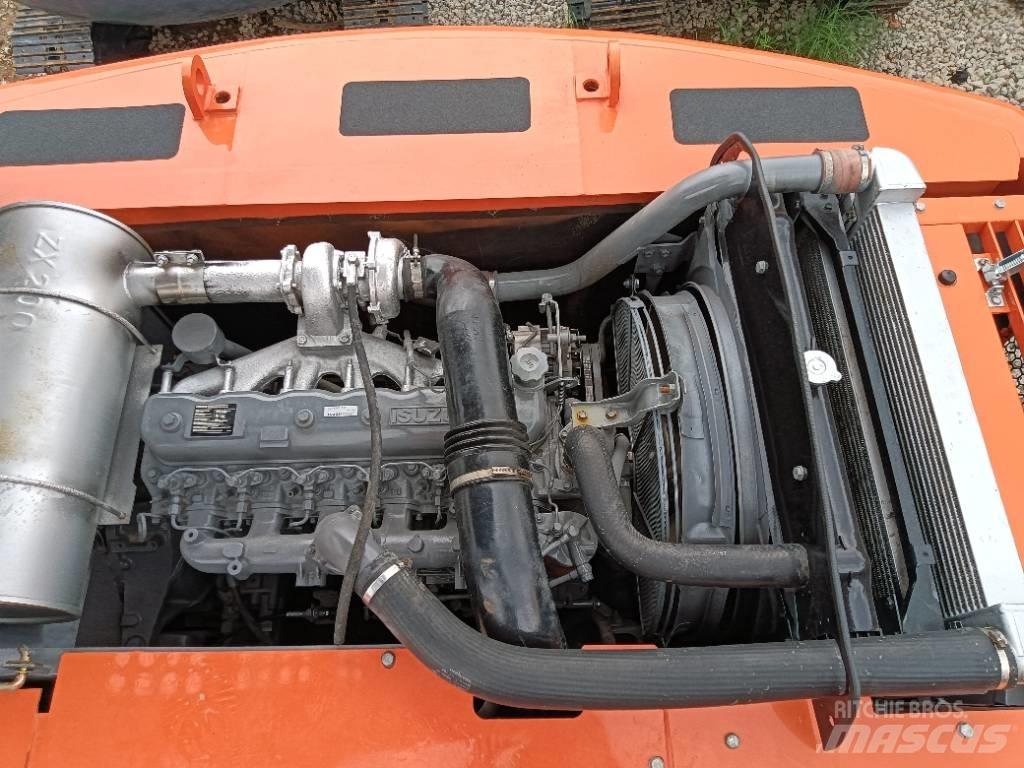 Hitachi ZX 200 Pásové rýpadlá