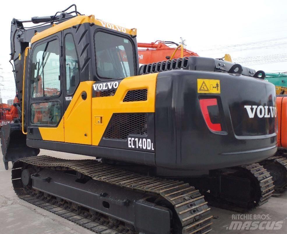 Volvo EC 140 DL Pásové rýpadlá
