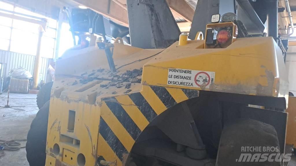  CVS F500.RS3 Prekladače kontajnerov