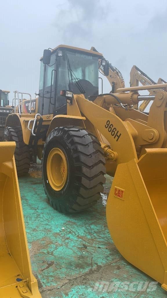 CAT 966 H Kolesové nakladače
