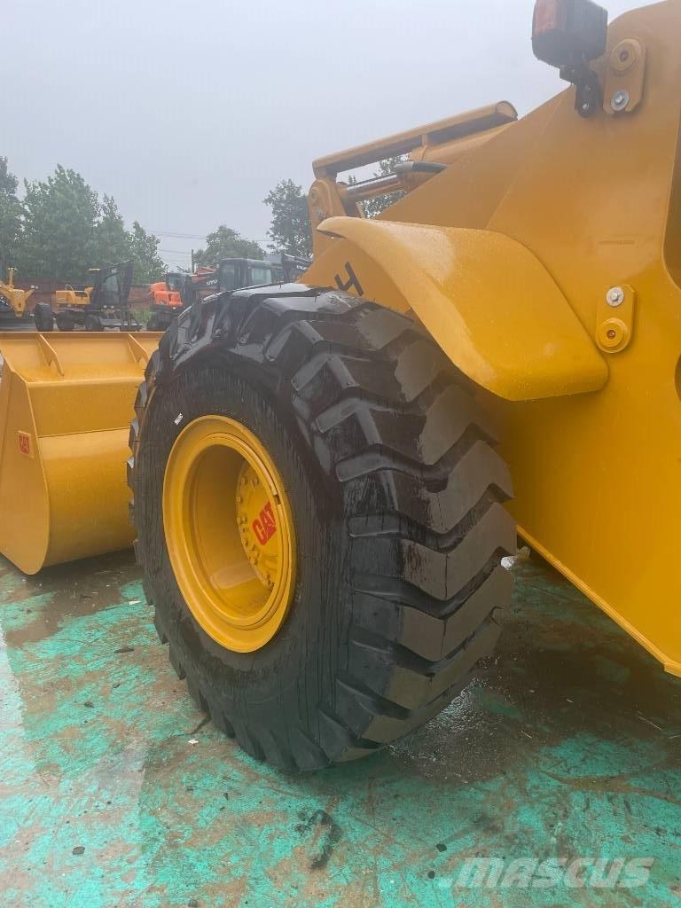 CAT 966 H Kolesové nakladače