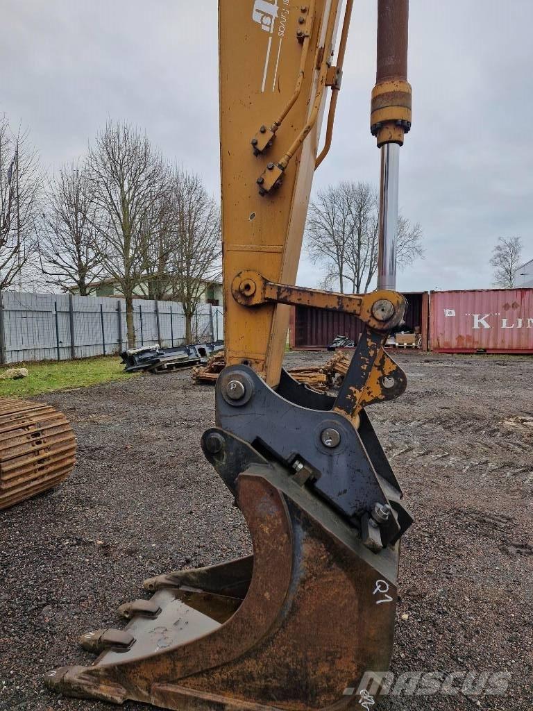 CASE CX 180 B Pásové rýpadlá