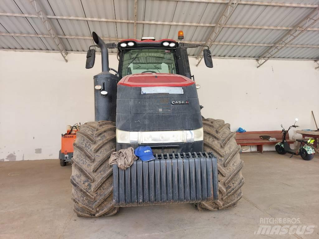 Case IH Magnum 250 Traktory