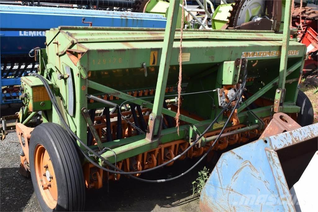 Amazone D8/30E Mechanické sejačky