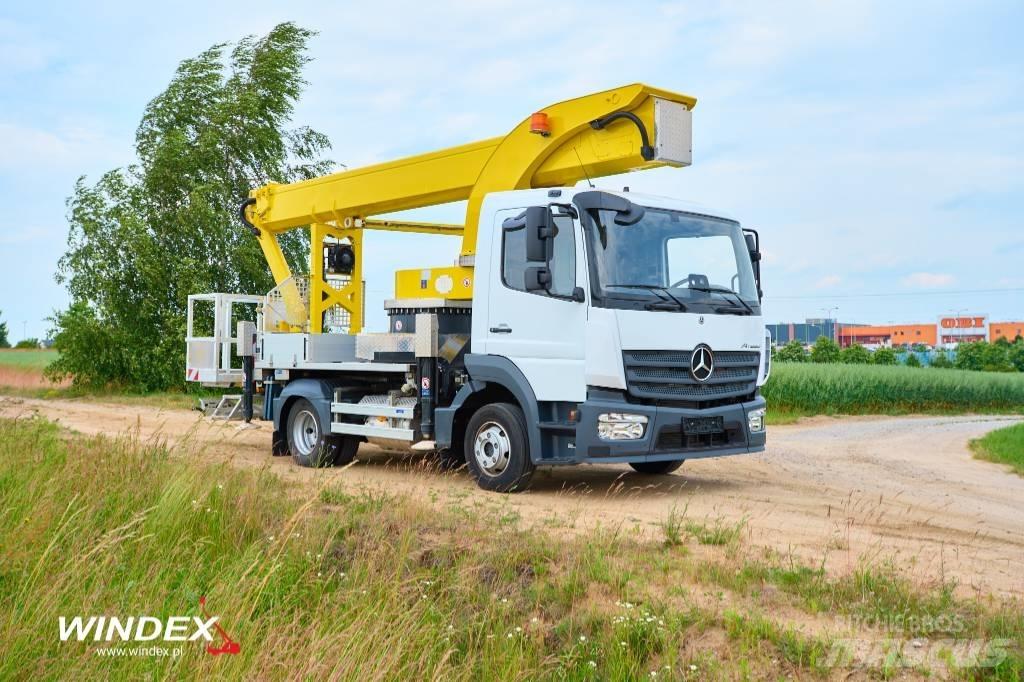 Palfinger P 300 KS Autoplošiny