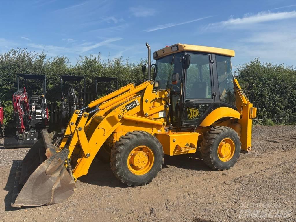 JCB 2CX Rýpadlo-nakladače