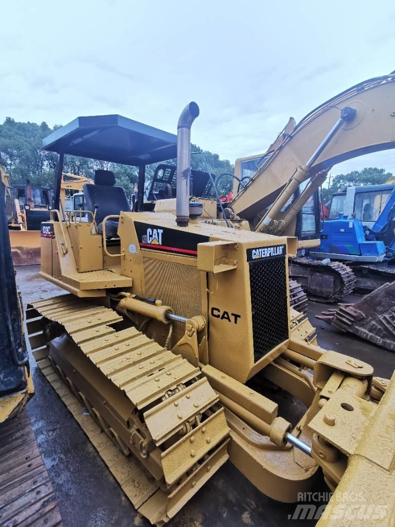 CAT D3C Pásové dozéry