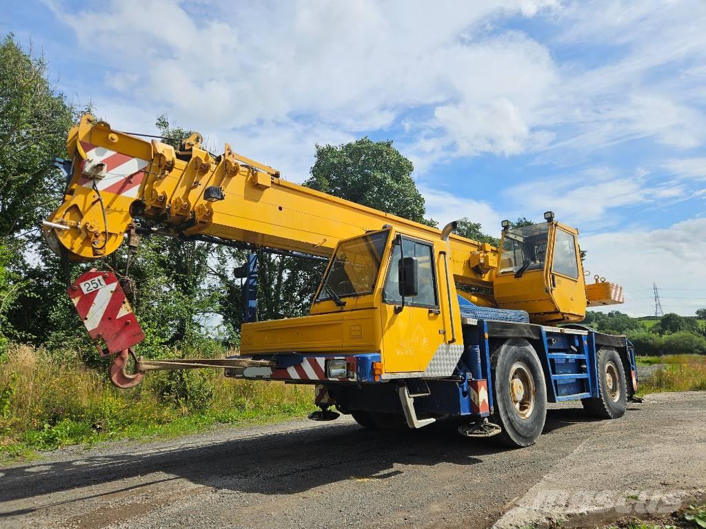 PPM ATT 350 Univerzálne terénne žeriavy