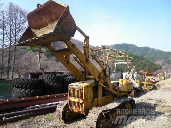Komatsu D20S-3 Pásové dozéry