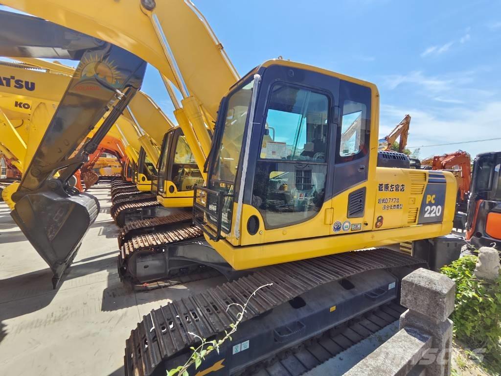 Komatsu PC 220-8 Pásové rýpadlá
